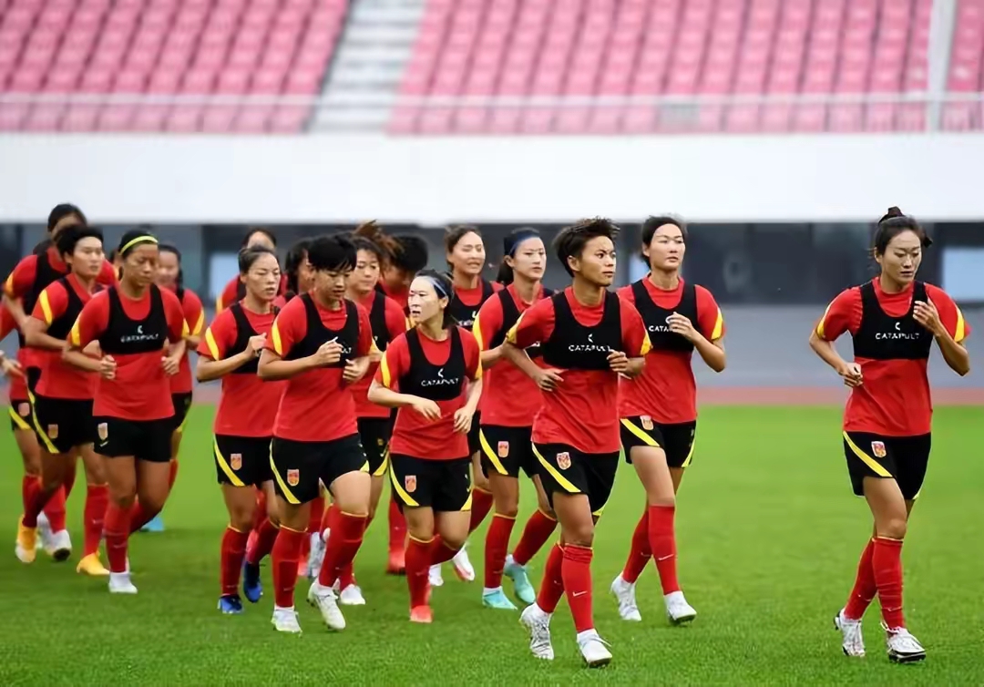 国内联赛中，女足选手实力不容小觑(中国女足队史十大巨星,你都知道是谁吗?)