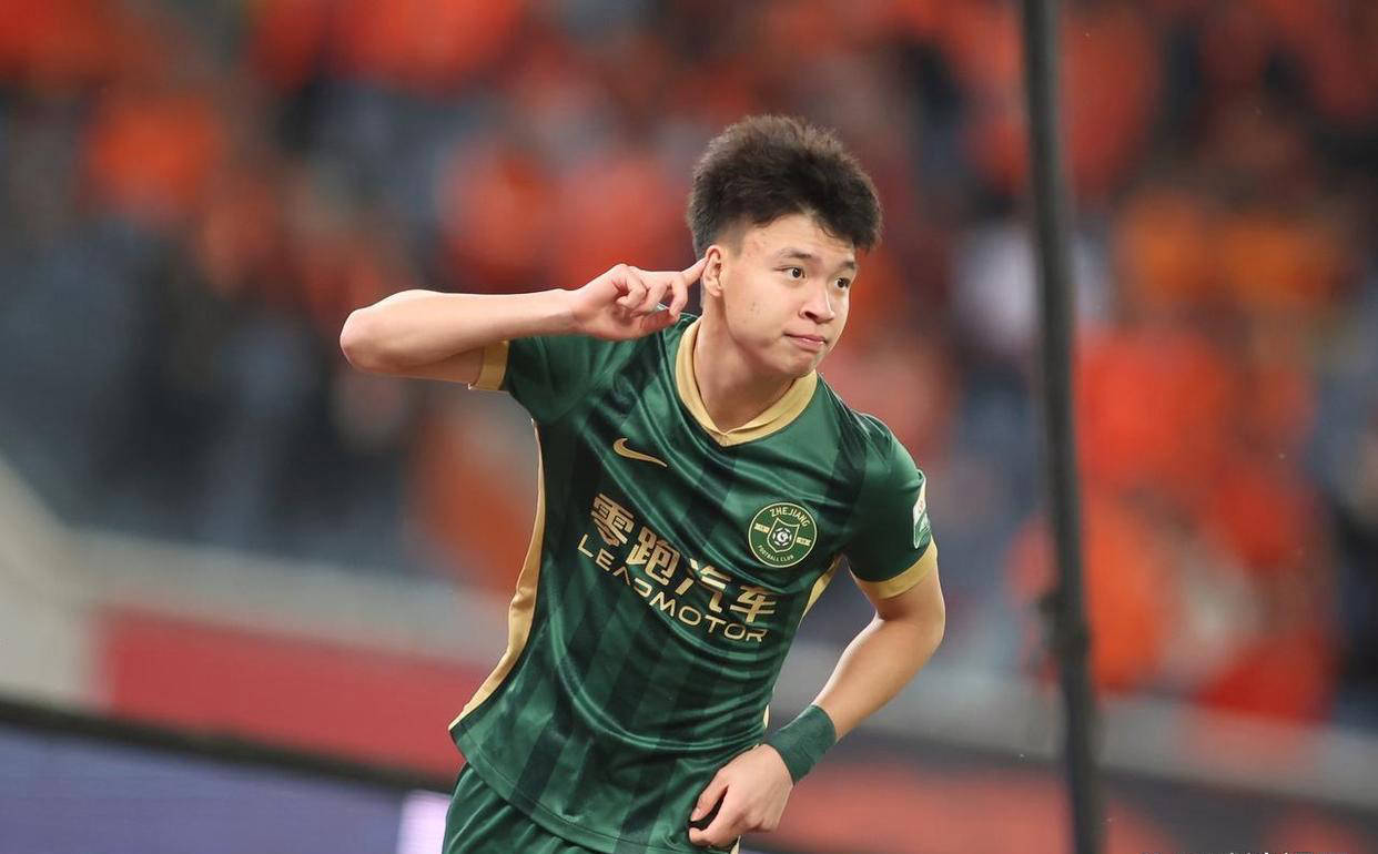 三亿体育平台-亚洲杯比赛：新星崭露头角强队力争冠军(亚洲杯2021年赛程表外围投注架98db in)