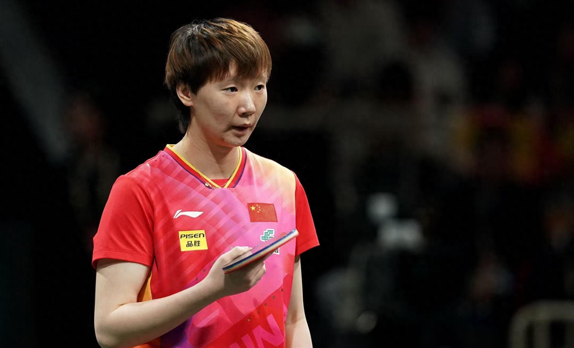 3-2张本美和!中国女乒21岁1米77新星闪耀:新王曼昱蜕变的简单介绍