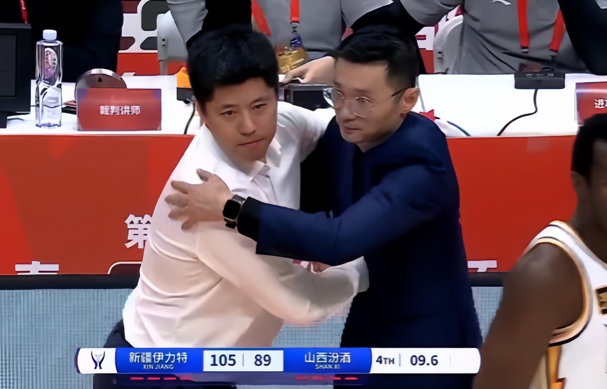 三亿体育入口-包含江苏官宣签下外援爱德华兹上赛季曾为新疆效力的词条